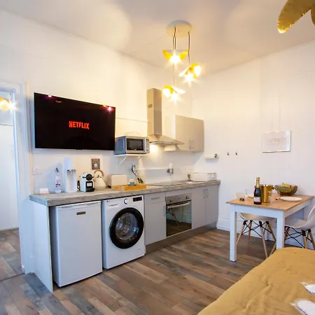 Bulle Champenoise - Netflix & Wifi - Localisation Ideale - Check-in 24h24 - Goodmarning Apartamento *